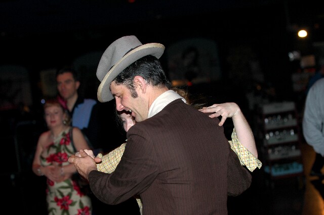 min 2005 11 25 riot 309